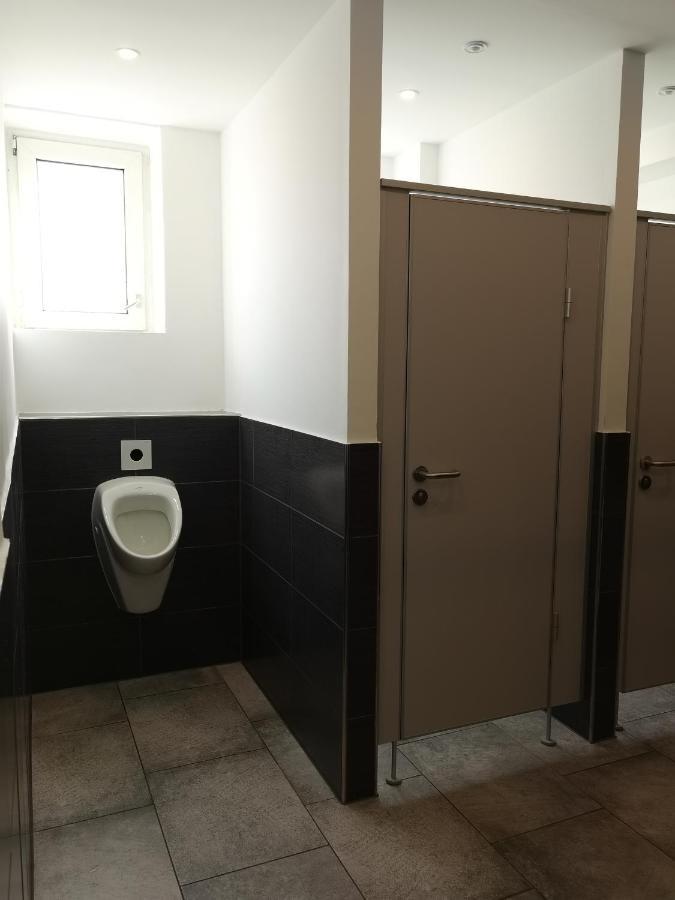 Mac City Hostel Hamburg Eksteriør bilde