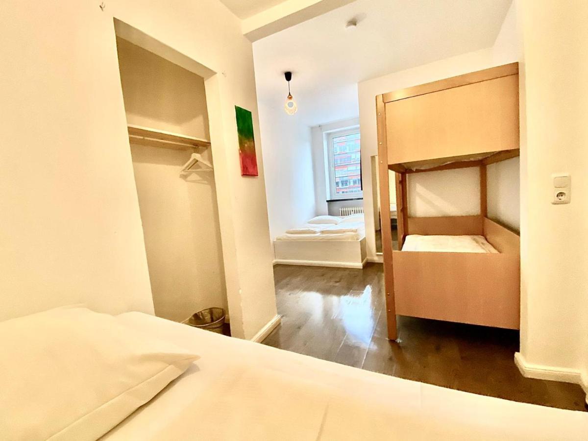 Mac City Hostel Hamburg Eksteriør bilde