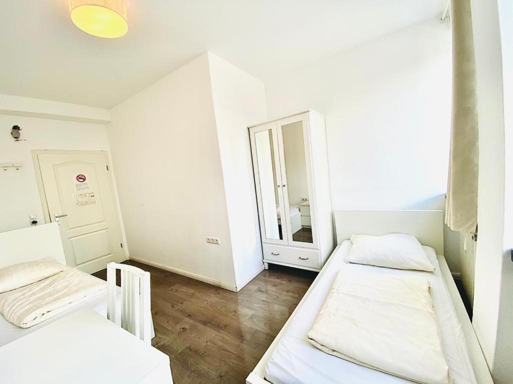 Mac City Hostel Hamburg Eksteriør bilde