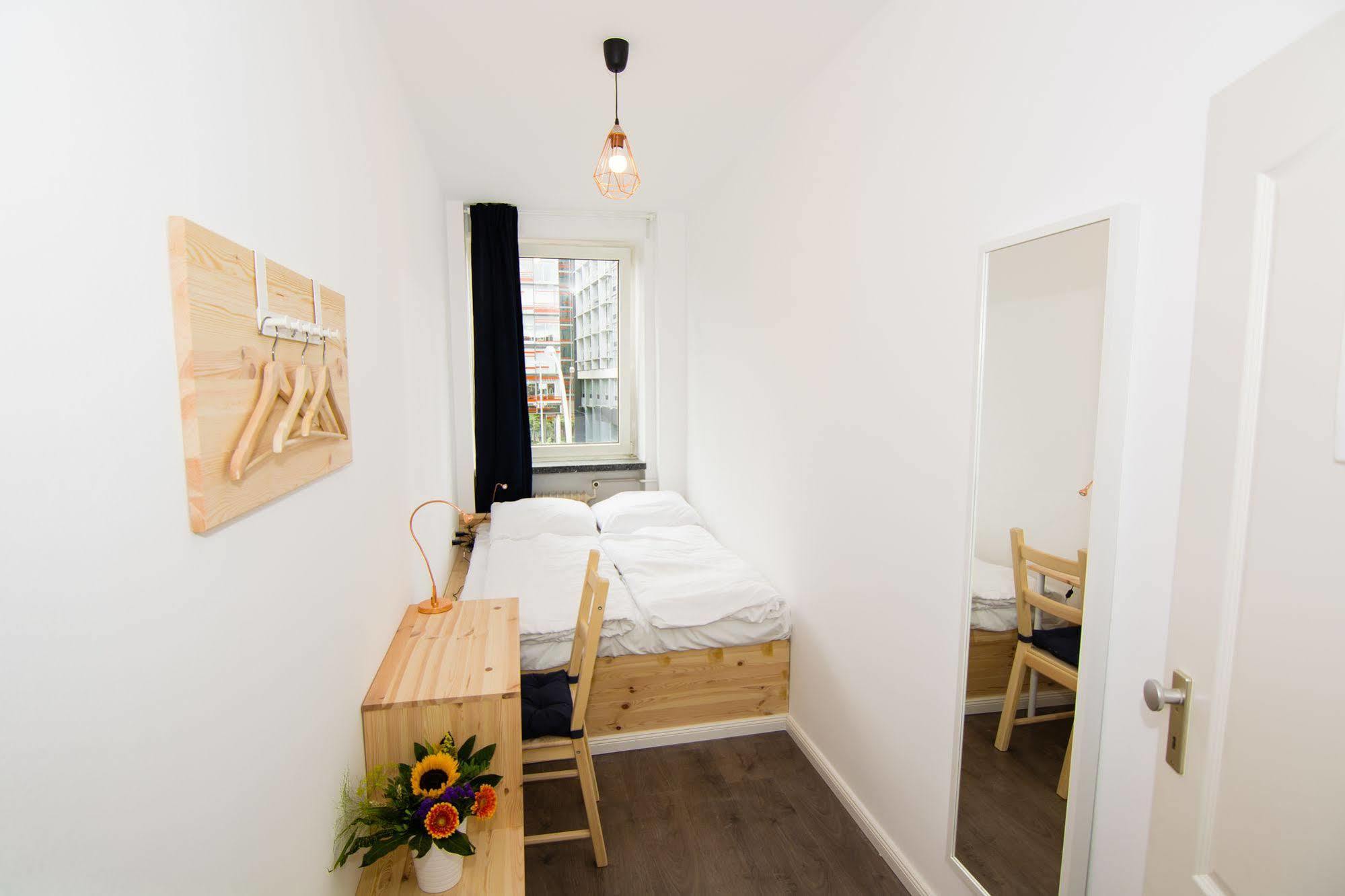Mac City Hostel Hamburg Eksteriør bilde